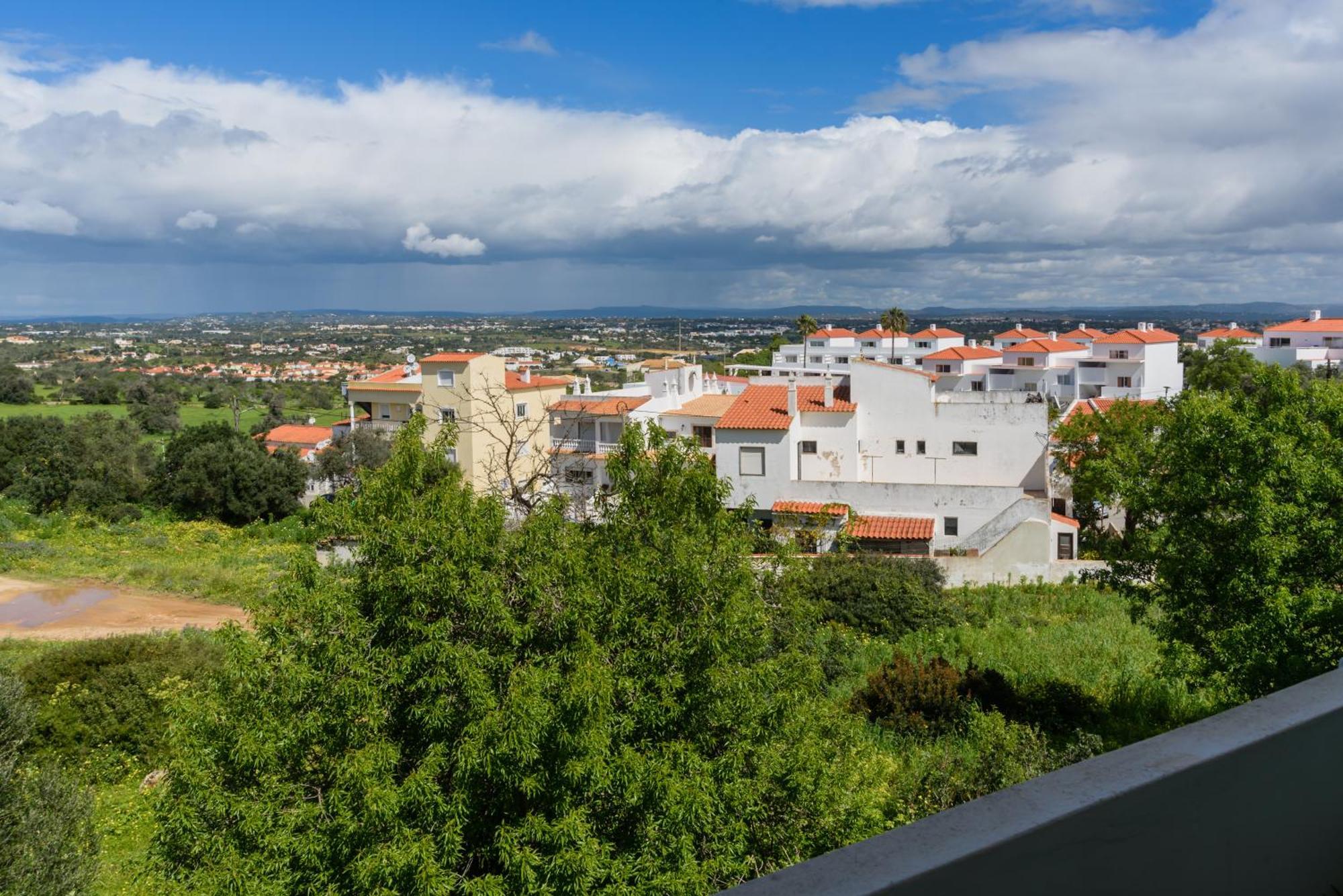 Hillside Studio With Sea View & Fibre Internet Albufeira Eksteriør bilde